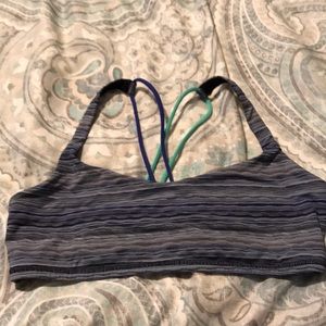 Lululemon sports bra